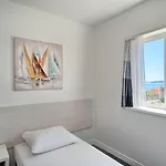 Hotel Aqua - Guest &