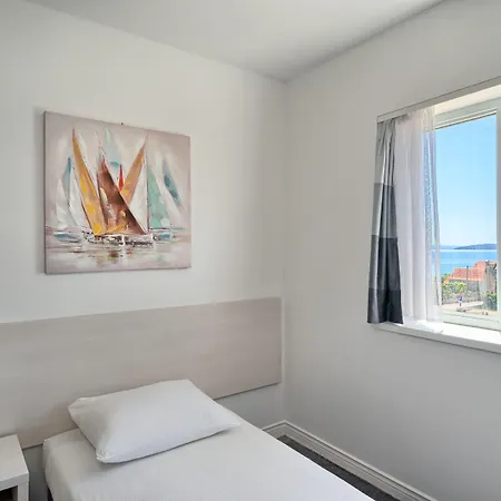 Hotel Aqua - Guest &