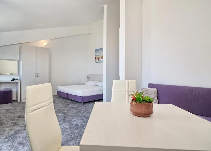 Hotel Aqua - Guest & Kaštela